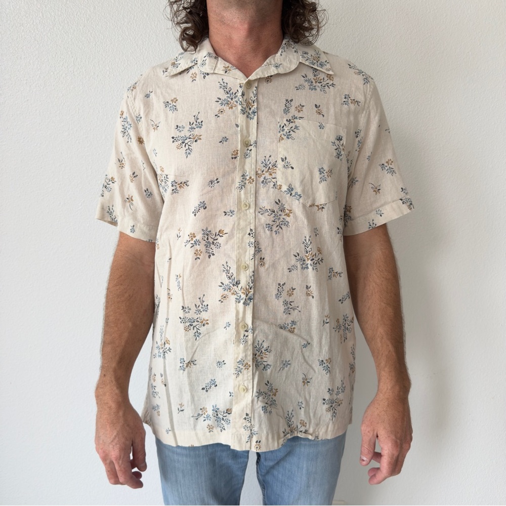 Suns and Stone Floral Short Sleeve Button Down Linen Shirt